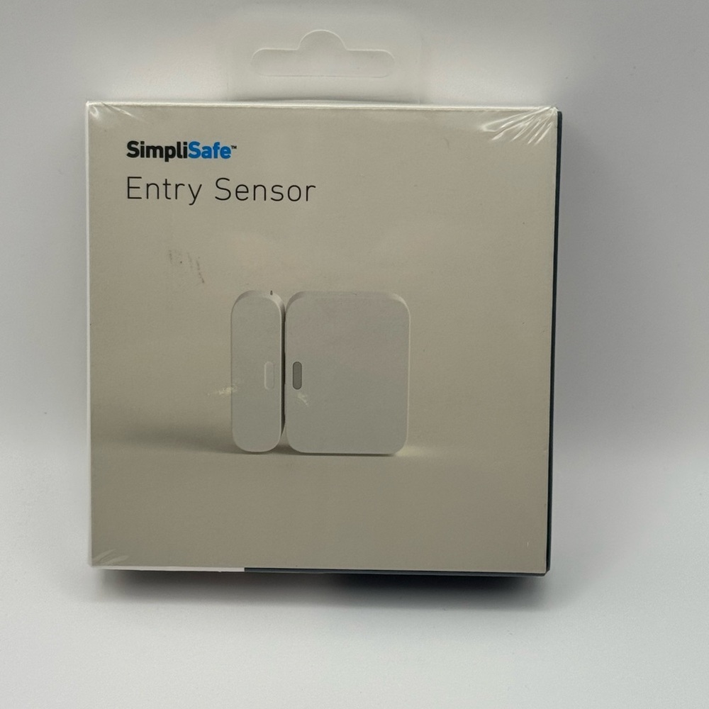 SimpliSafe Door and Window Sensor in White